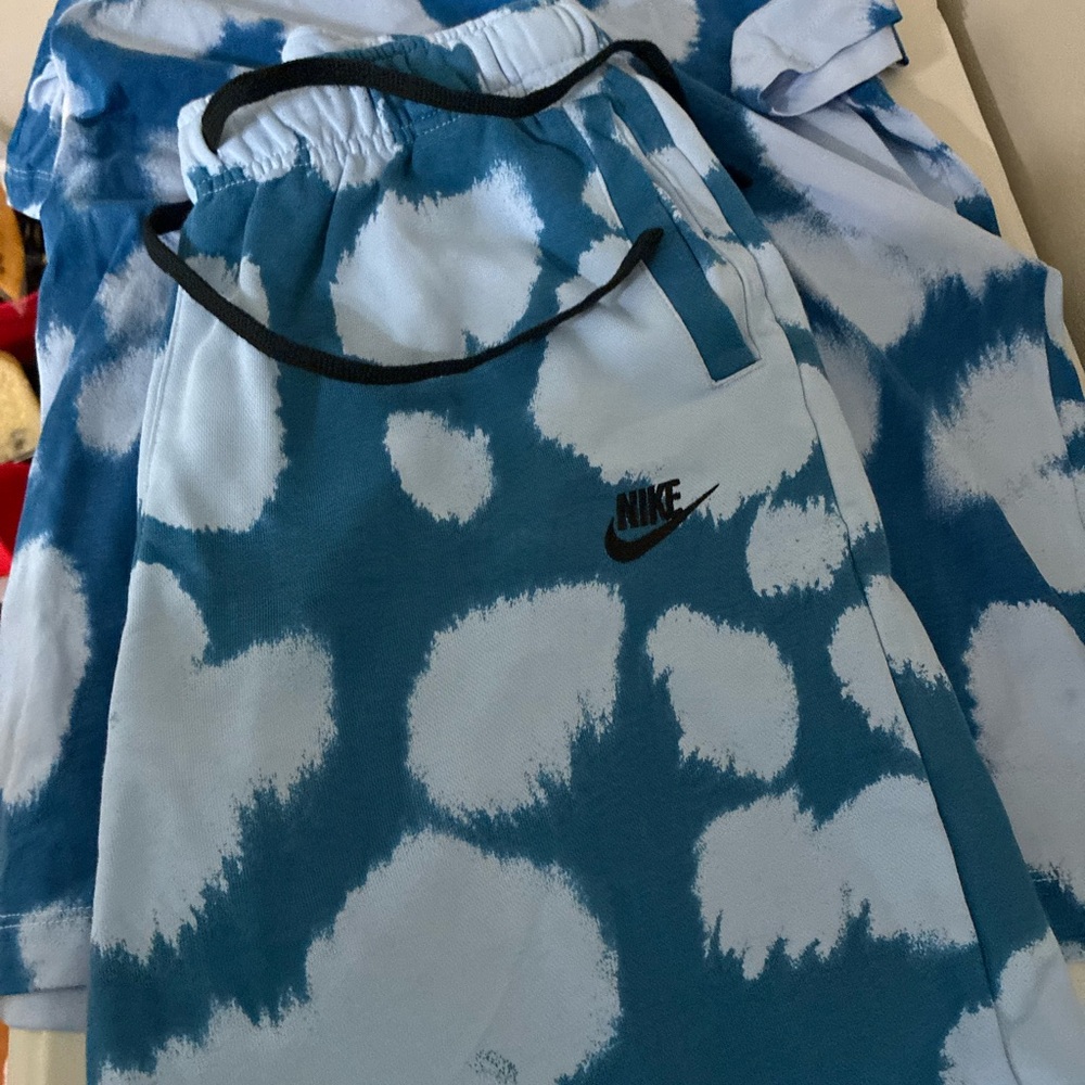 Nike Teal and White Patterned Shorts